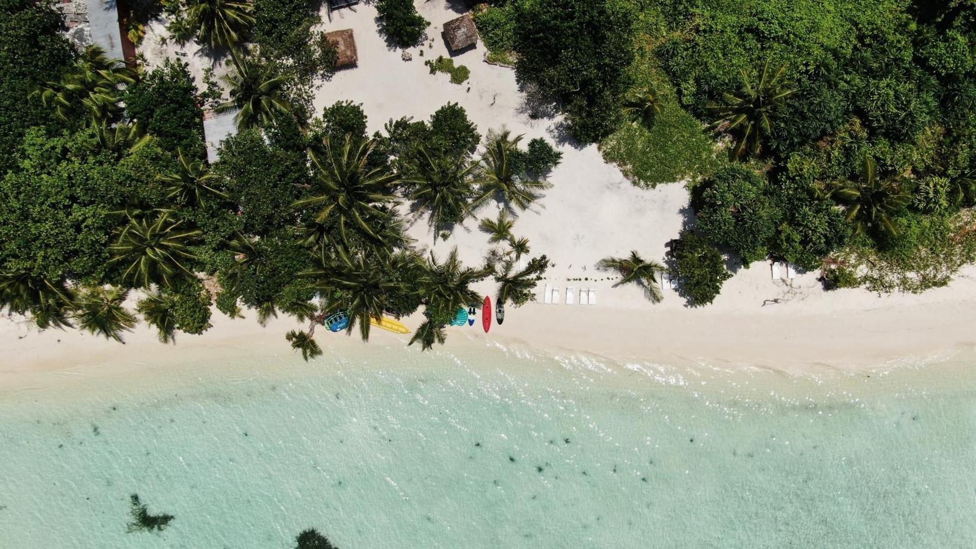 Dhiffushi Inn Buitenkant foto