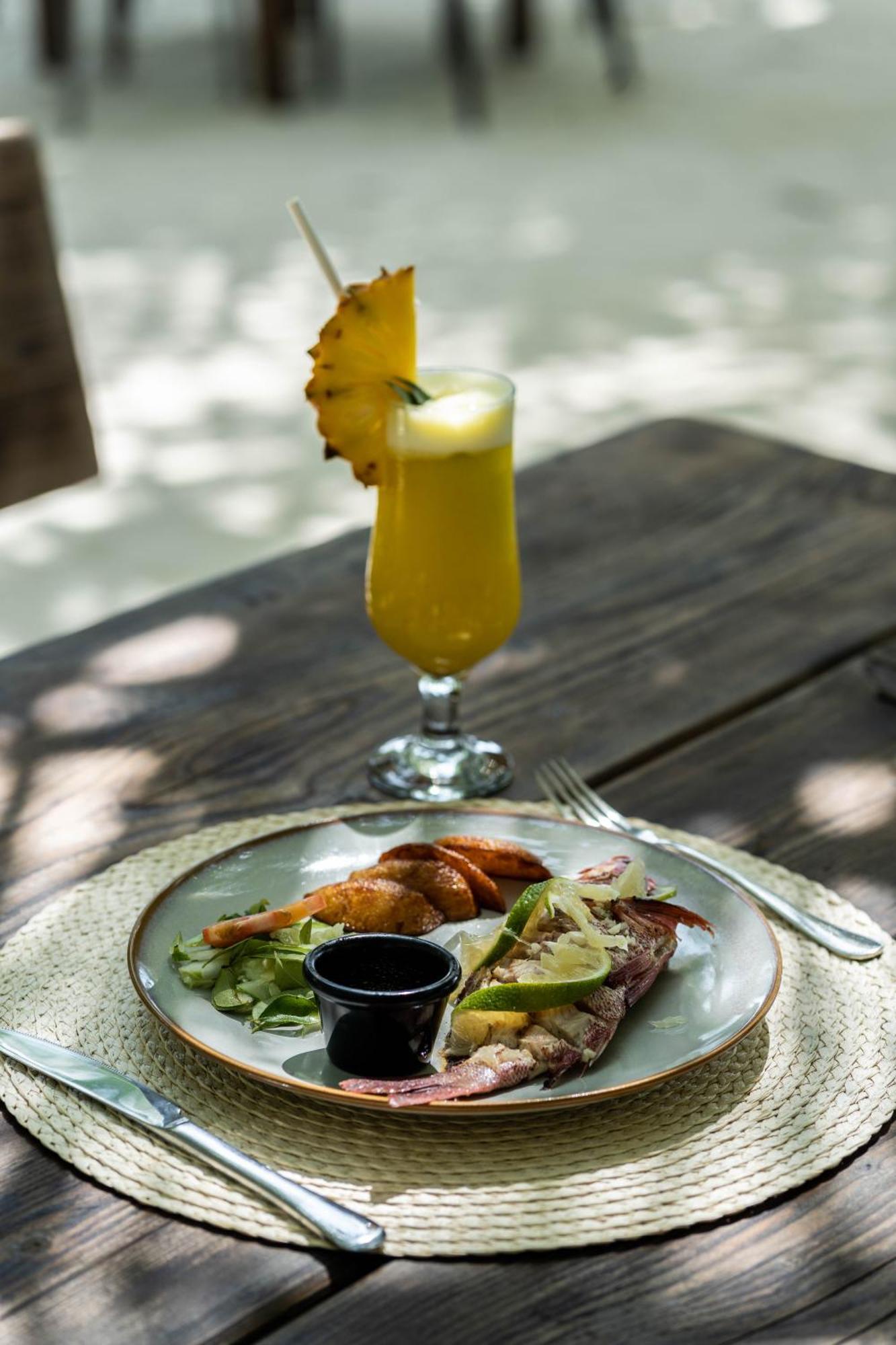 Dhiffushi Inn Buitenkant foto